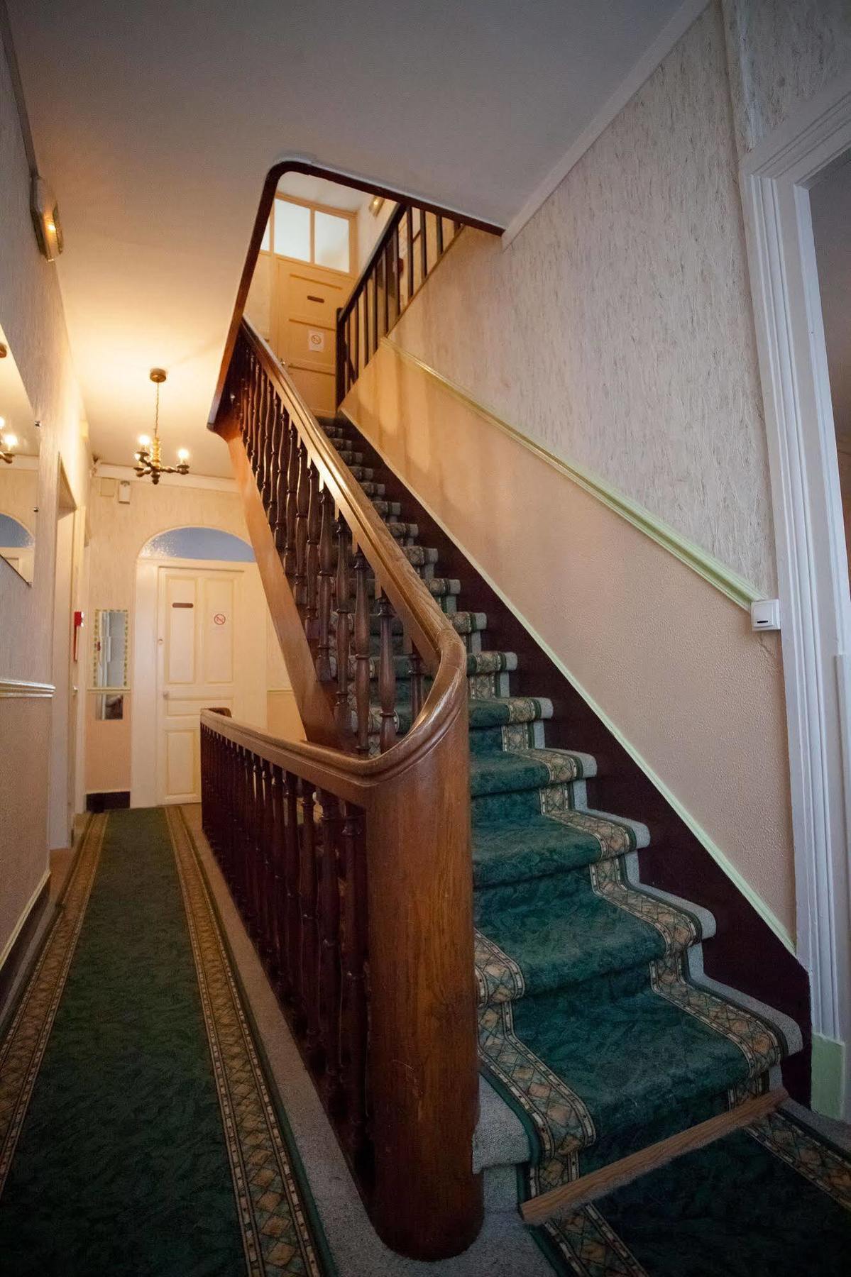 Hotel De La Cité Châlons-en-Champagne Esterno foto